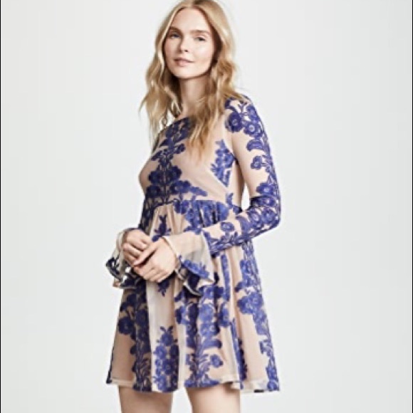*HOST PICK* FOR LOVE AND LEMONS Blue and White Long Sleeved Dress - Picture 5 of 9
